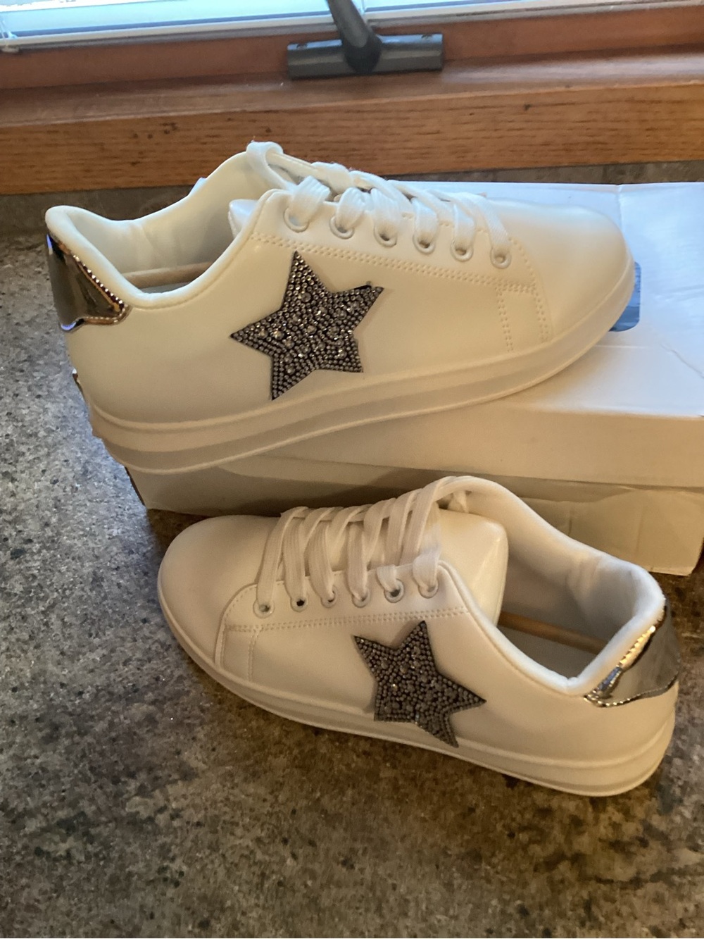 BAMBOO White Sneakers with Silver Star Accent